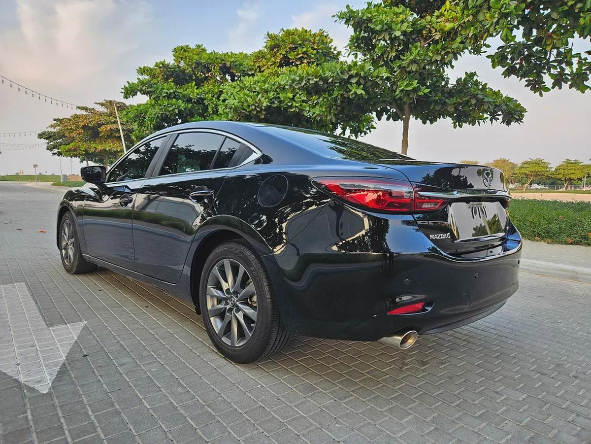 Mazda 6 S Grade 2022 - GCC Specs - Prestine Mint Condition With Low KM Perfect Family Sedan-12-12