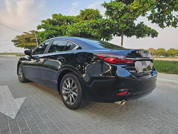 Mazda 6 S Grade 2022 - GCC Specs - Prestine Mint Condition With Low KM Perfect Family Sedan