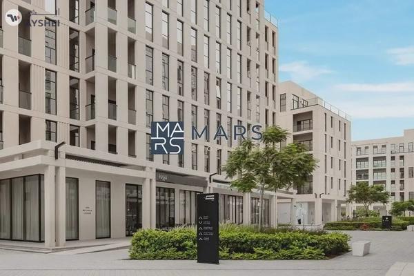 | Spacious | Kitchen Appliances |. Community View |