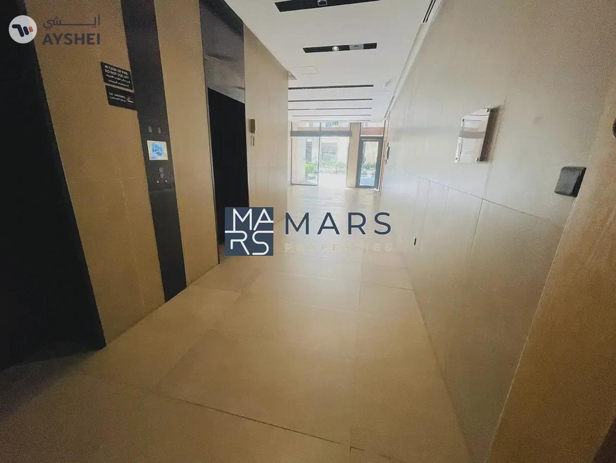 | Spacious | Kitchen Appliances |. Community View |-1-landscape