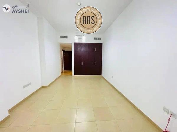 In prime location huge 2bhk with all amenities