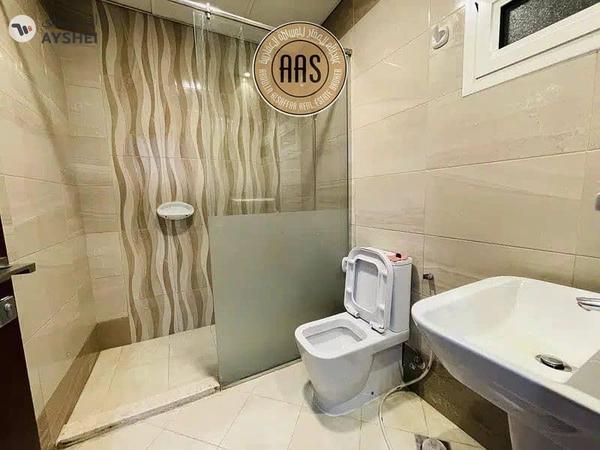 In prime location huge 2bhk with all amenities