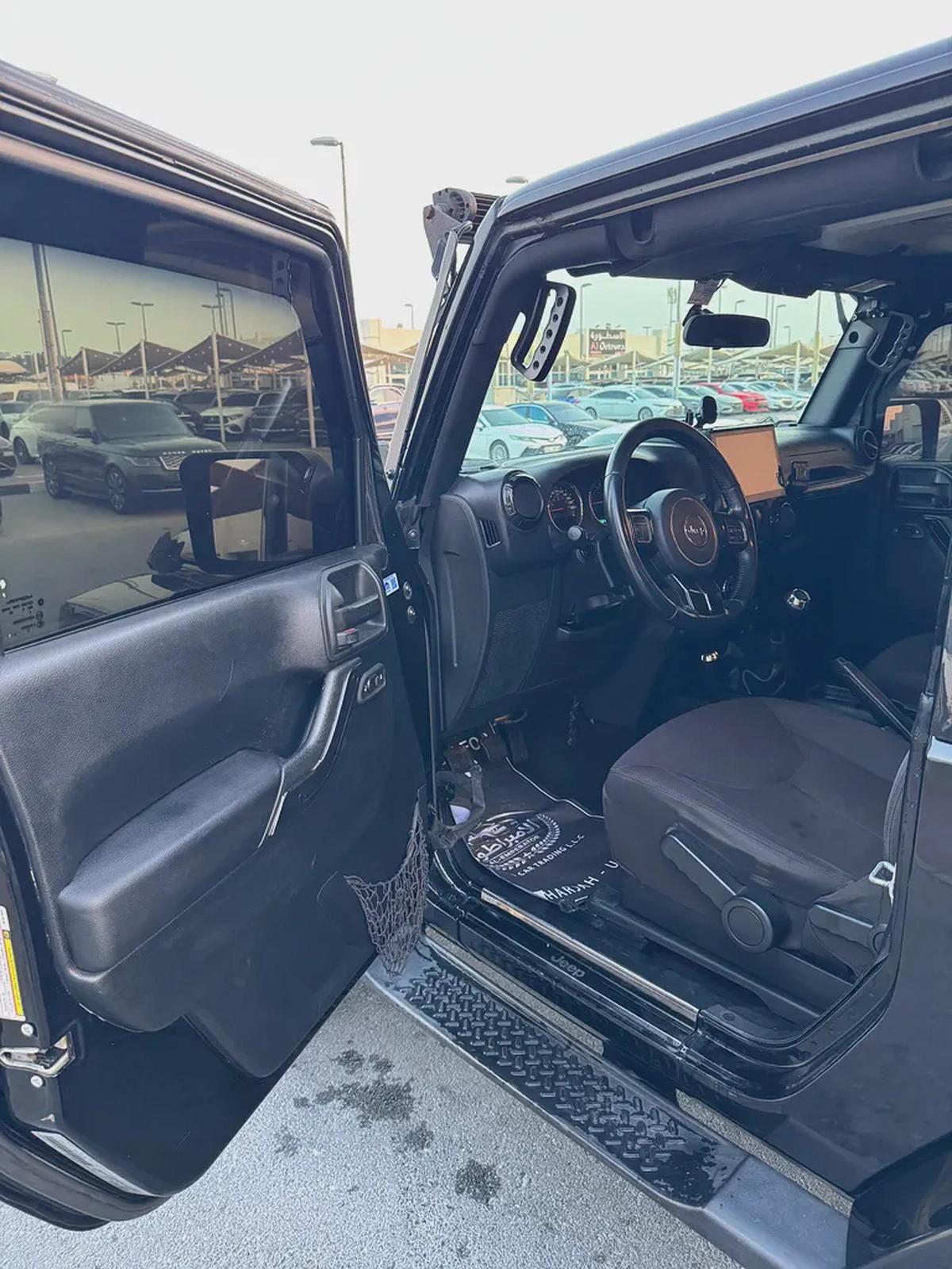 جيب رينجلر SPORT موديل 2017 خليجى جير عادى مزود كامل فل اوبشن-12-12