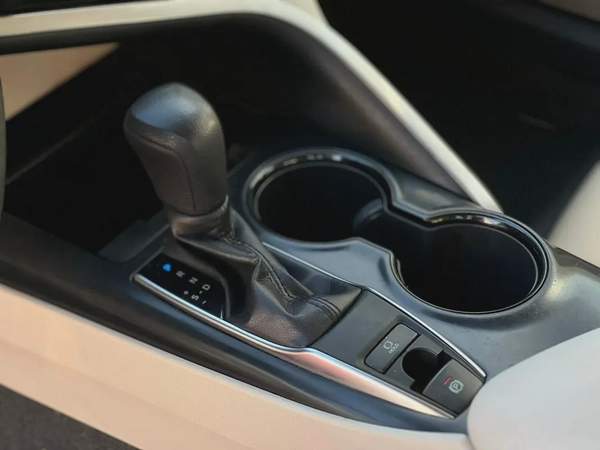 2019 | Toyota Camry | 2.5L, S | V4 | Ref#967