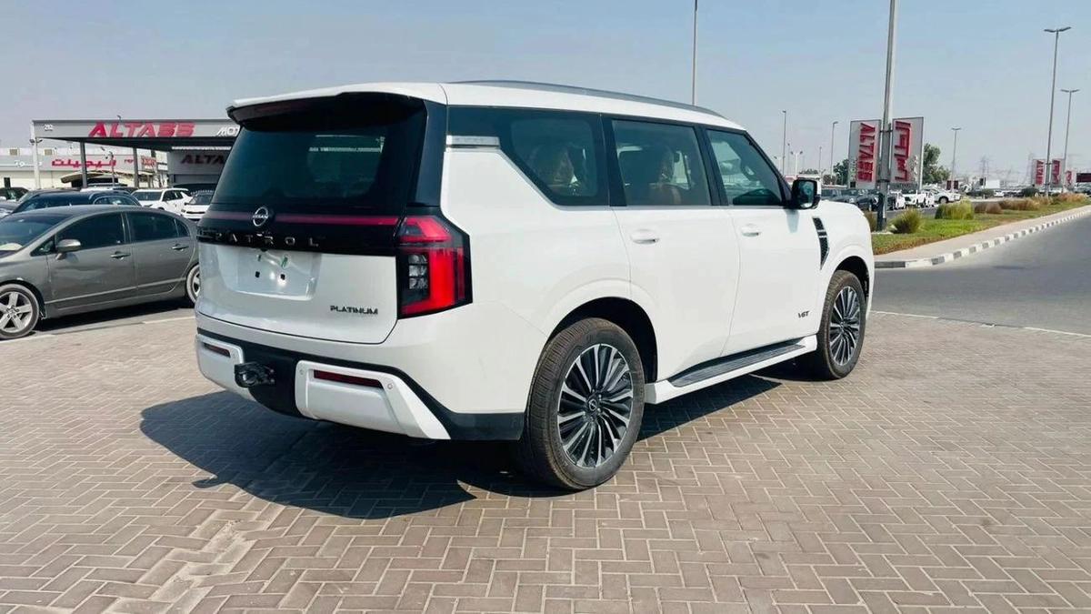 Nissan Patrol LE Platinum City 3.5L-3-3