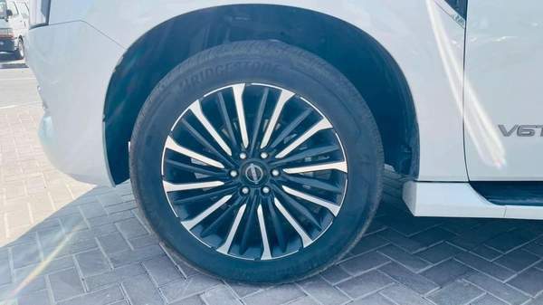 Nissan Patrol LE Platinum City 3.5L