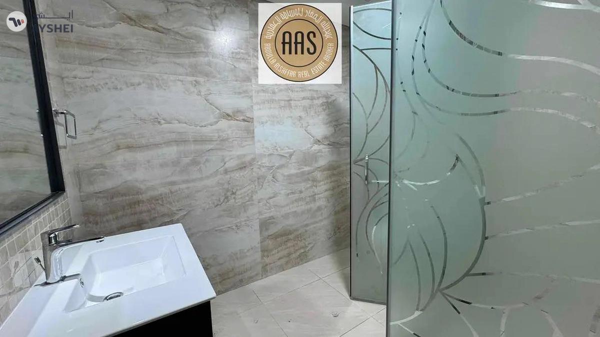 spacious 1350 sqrfit 1bhk with balcony wardrobe rent only 83k-7-7