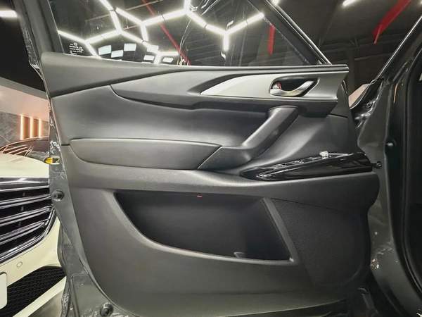 Agency Warranty | 1 Owner | Original Paint | 7 Seats | Sunroof | Agency Service History - GCC Specs