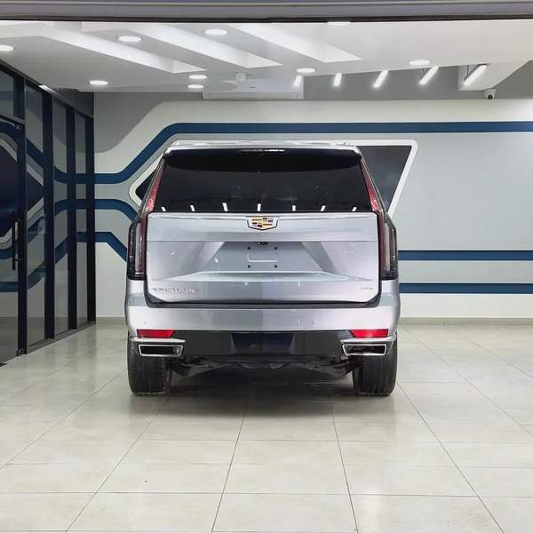 2023 Cadillac Escalade Premium Luxury ESV