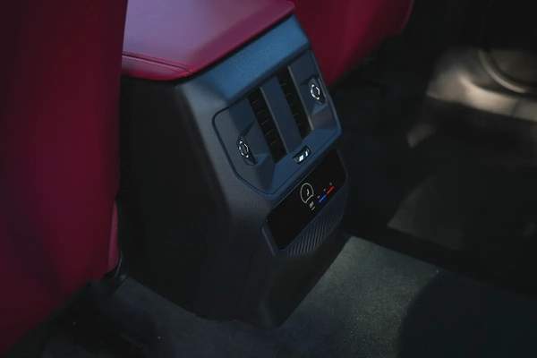 BMW X3 X DRIVE 25L 2026!! BRAND NEW CAR!! PRICE MENTIONED IS FOR EXPORT ONLY