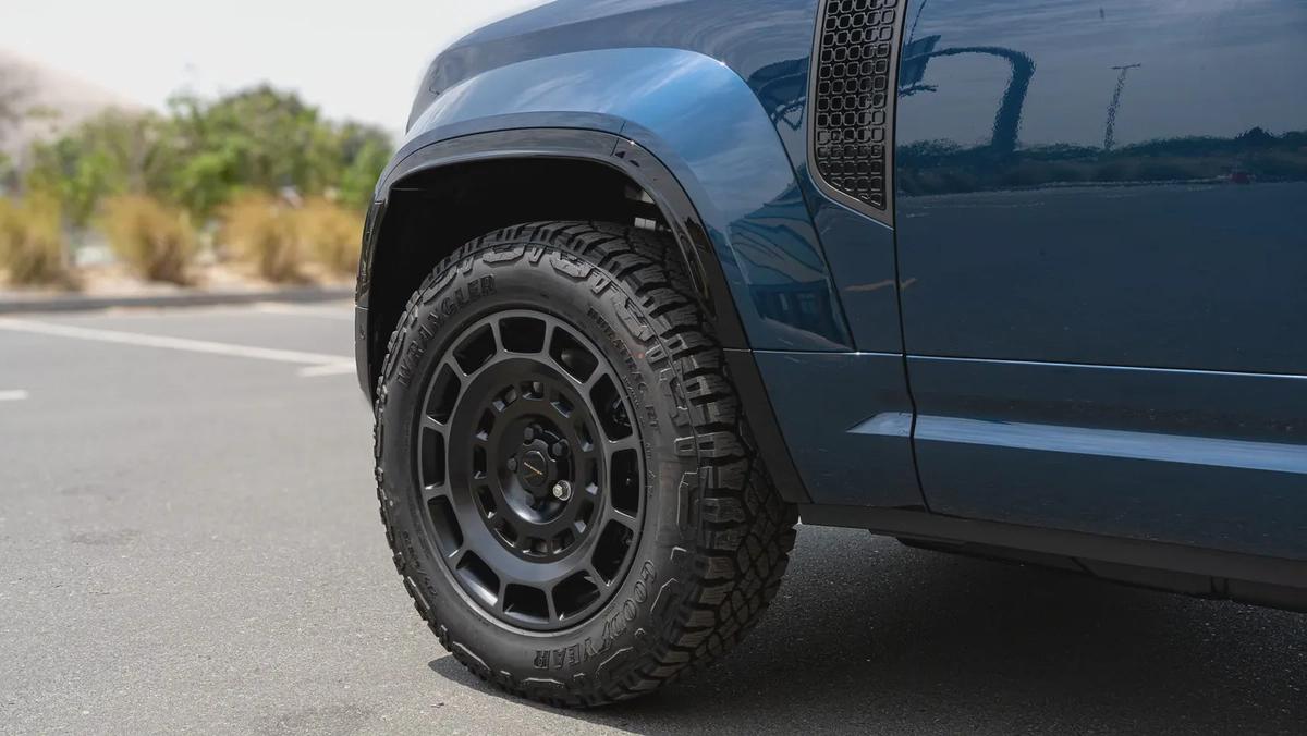 2026 Land Rover Defender Octa | Brand New-7-7