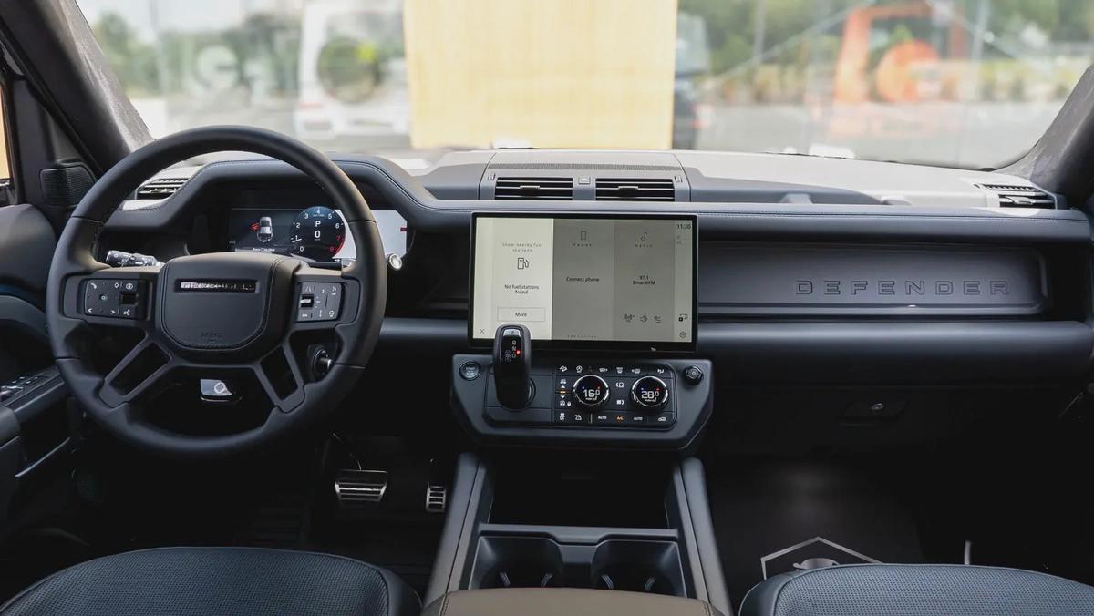 2026 Land Rover Defender Octa | Brand New-12-12