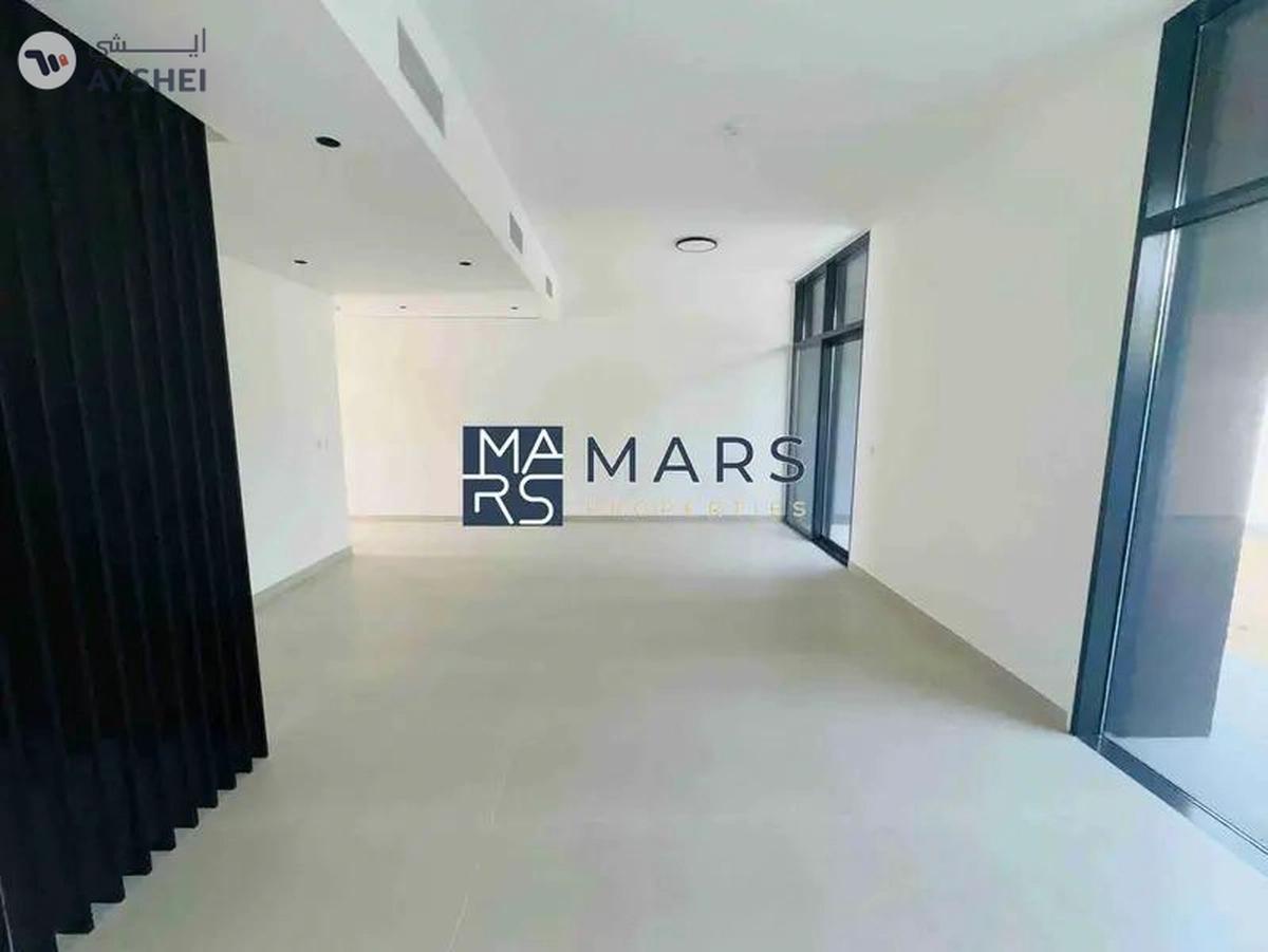 "Stunning 4-Bedroom Middle Unit Townhouse in Masaar – For rent-9-9