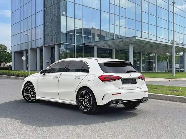 AED 992 P.m | Mercedes-Benz A-Class A 250 Sport Amg 2019 GCC Specs original paint