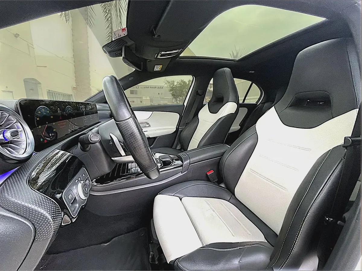 AED 992 P.m | Mercedes-Benz A-Class A 250 Sport Amg 2019 GCC Specs original paint-15-15