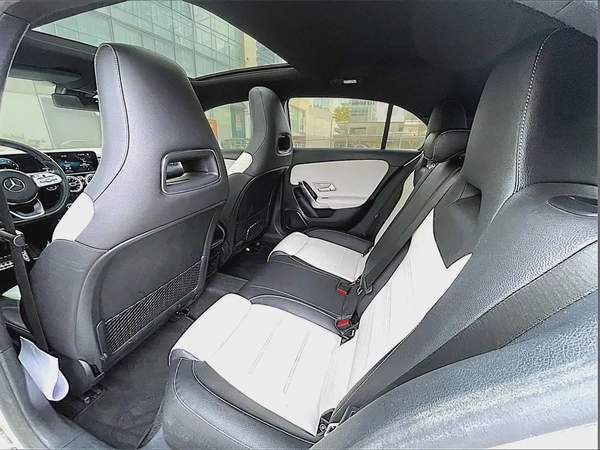 AED 992 P.m | Mercedes-Benz A-Class A 250 Sport Amg 2019 GCC Specs original paint