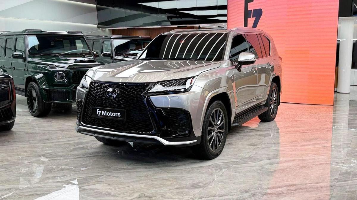 Lexus LX 600 F Sport Launch Edition 3.5L Lexus LX600 F-Sport Launch Edition - 2022 - Warranty-2-2