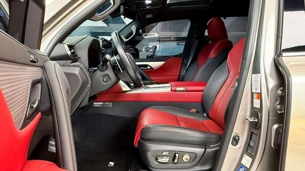 Lexus LX 600 F Sport Launch Edition 3.5L Lexus LX600 F-Sport Launch Edition - 2022 - Warranty