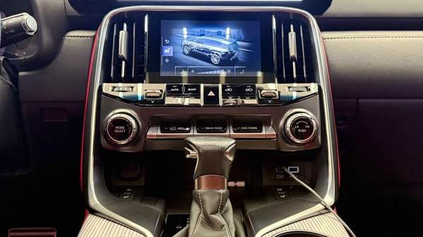 Lexus LX 600 F Sport Launch Edition 3.5L Lexus LX600 F-Sport Launch Edition - 2022 - Warranty