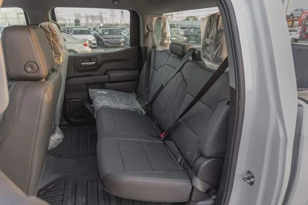 CHEVROLET SILVERADO | V8 5.3L | 4WD | GCC | 2025 (Export)