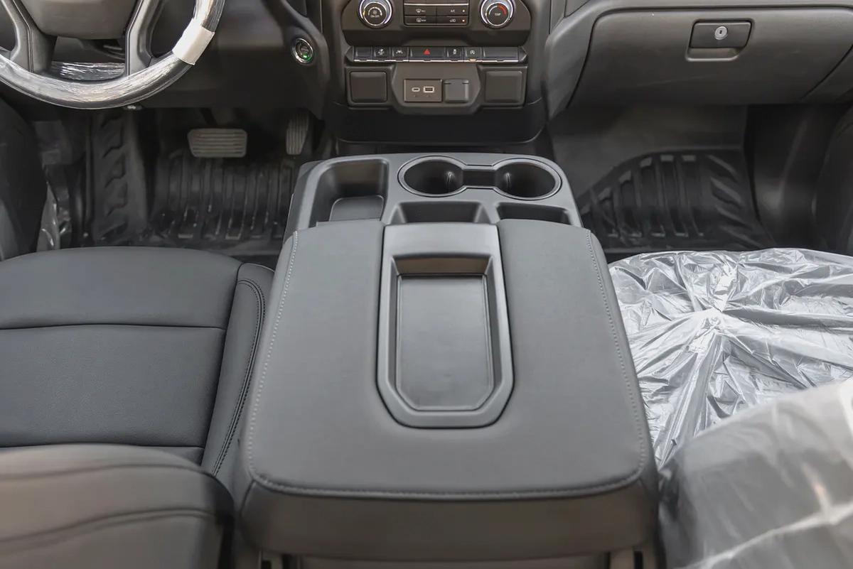 CHEVROLET SILVERADO | V8 5.3L | 4WD | GCC | 2025 (Export)-13-13