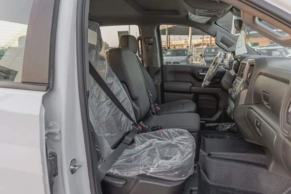 CHEVROLET SILVERADO | V8 5.3L | 4WD | GCC | 2025 (Export)