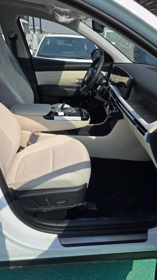 Hyundai Tucson Premium 1.6L