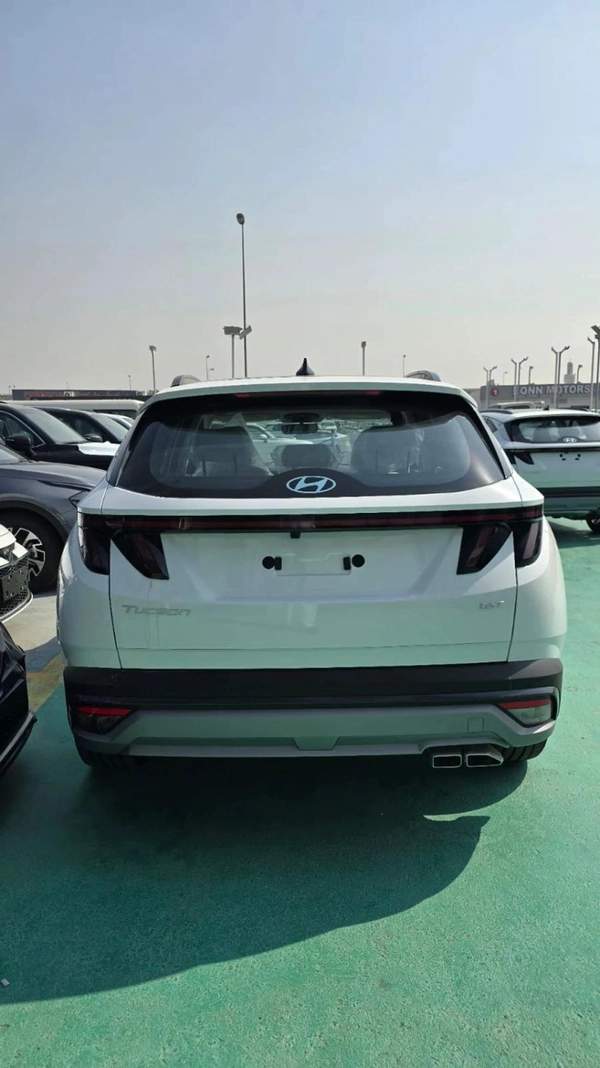 Hyundai Tucson Premium 1.6L