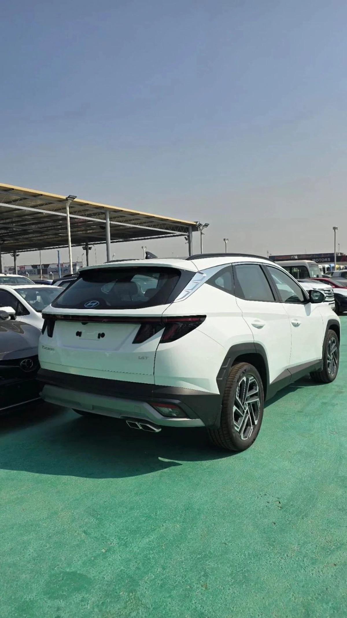 Hyundai Tucson Premium 1.6L-3-3