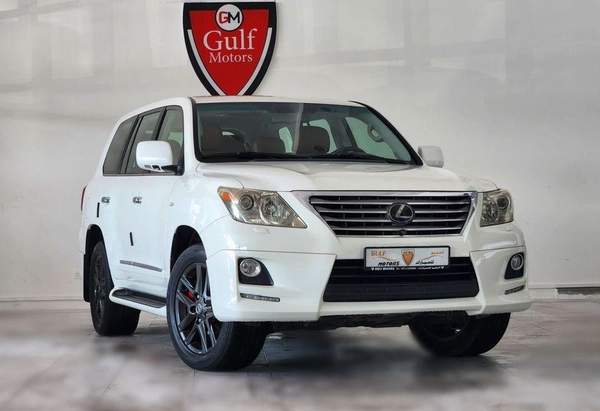 Lexus LX 570 5.7L-8CYL GCC EXCELLENT CONDITION .Al Futtaim Motors
