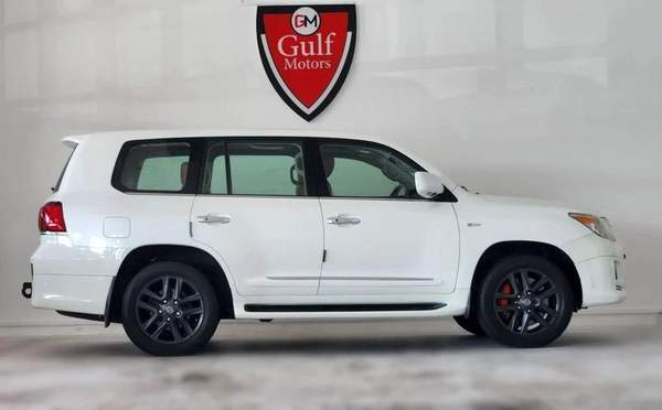 Lexus LX 570 5.7L-8CYL GCC EXCELLENT CONDITION .Al Futtaim Motors
