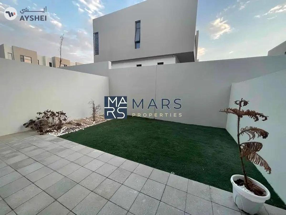 Spacious 2-Bedroom Townhouse for Sale in Nasma Residence AED 1,250,000-13-13