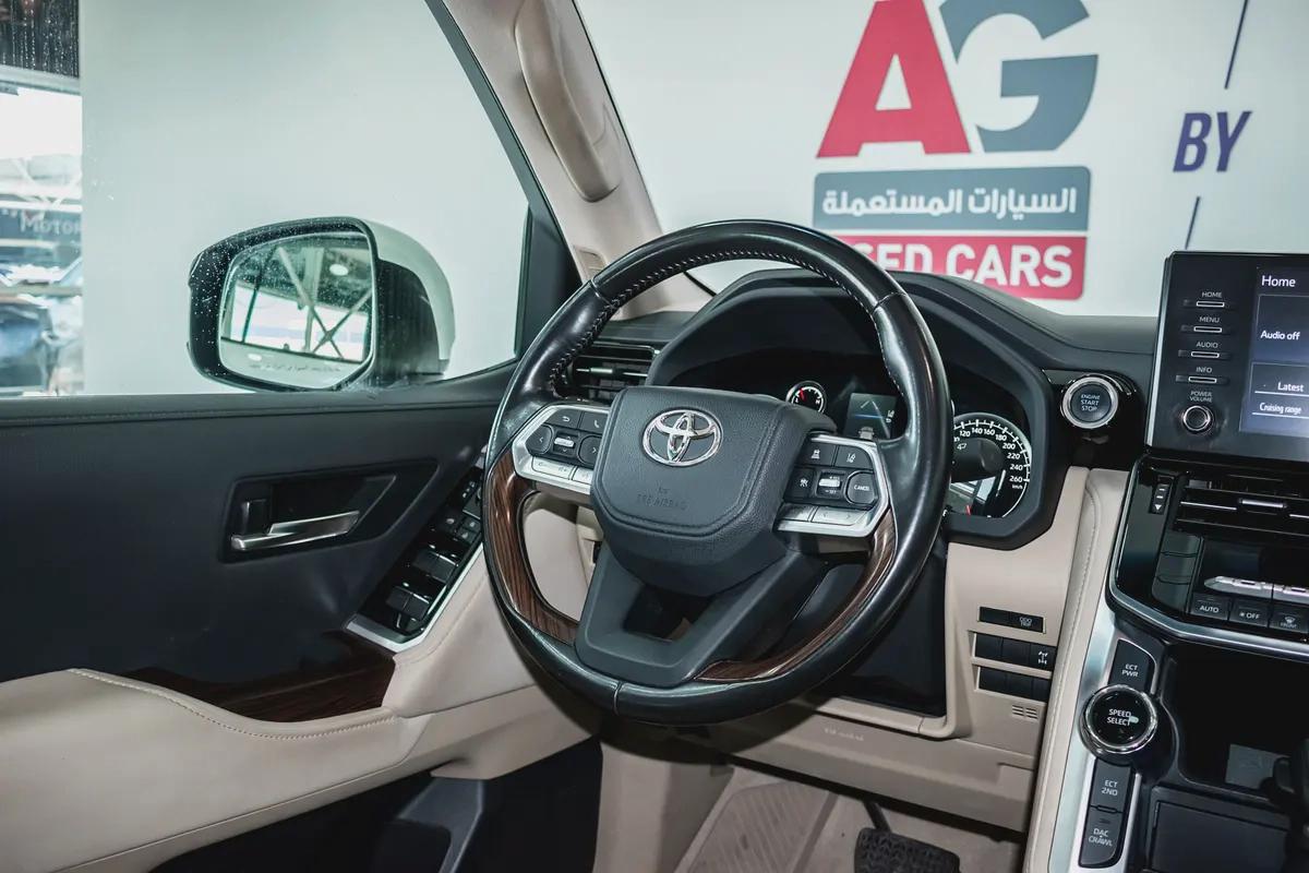 1 YR WARRANTY | 4.0 GXR | GCC | AED 4,000 PM-10-10