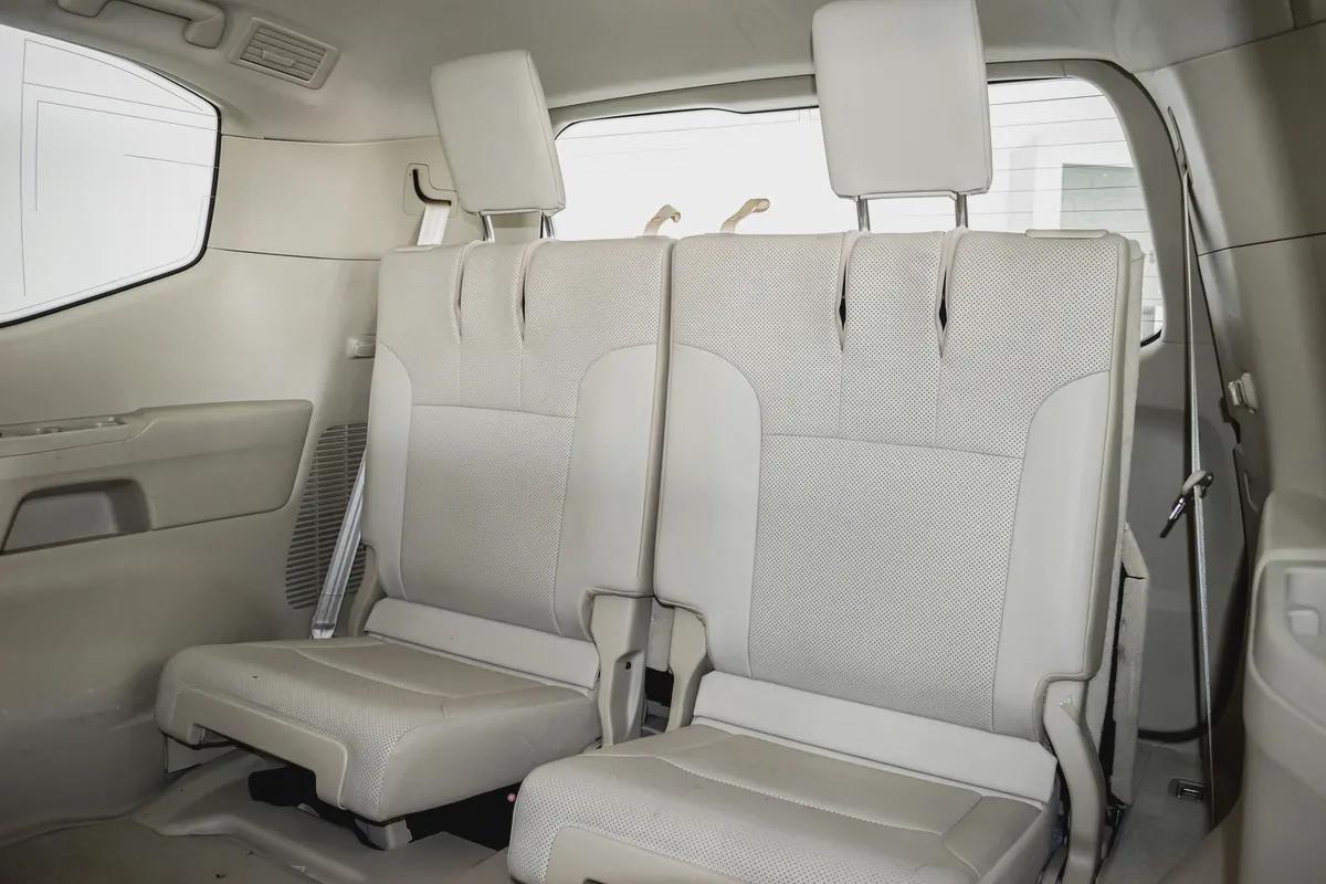 1 YR WARRANTY | 4.0 GXR | GCC | AED 4,000 PM-18-18