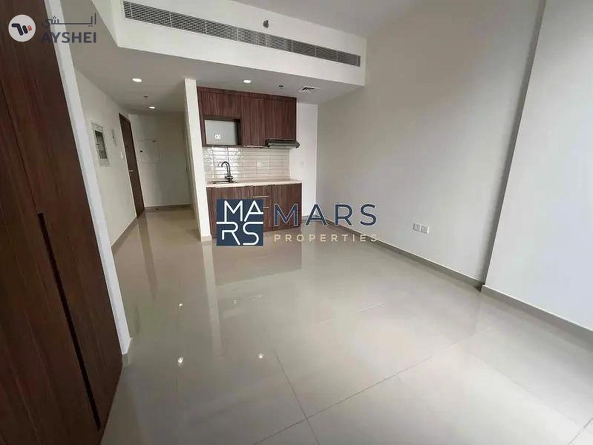 Luxury // Brand New // Ready to move-8-8