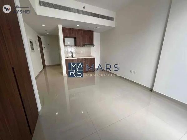 Luxury // Brand New // Ready to move