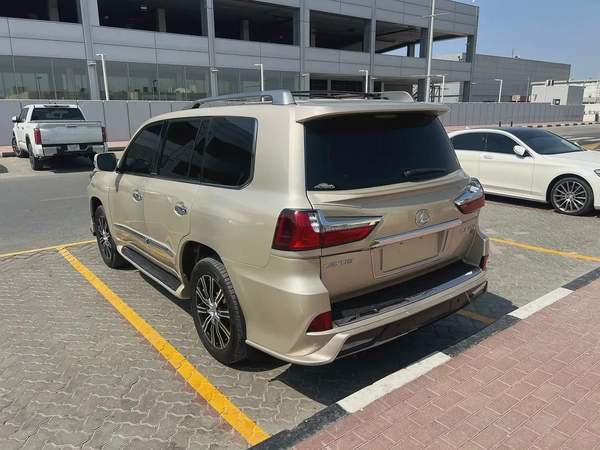 GCC Specs Lexus LX 570 Sport 2015 - Perfect Condition