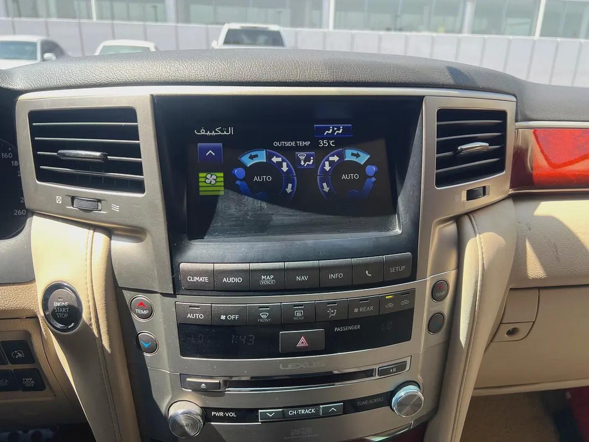 GCC Specs Lexus LX 570 Sport 2015 - Perfect Condition-18-18