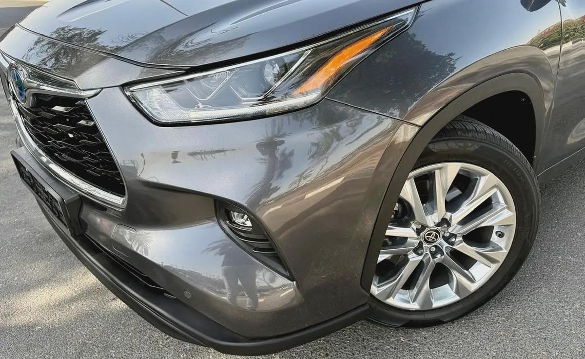 2022 Toyota Highlander VXR Hybrid | G.C.C | First Owner-4-4