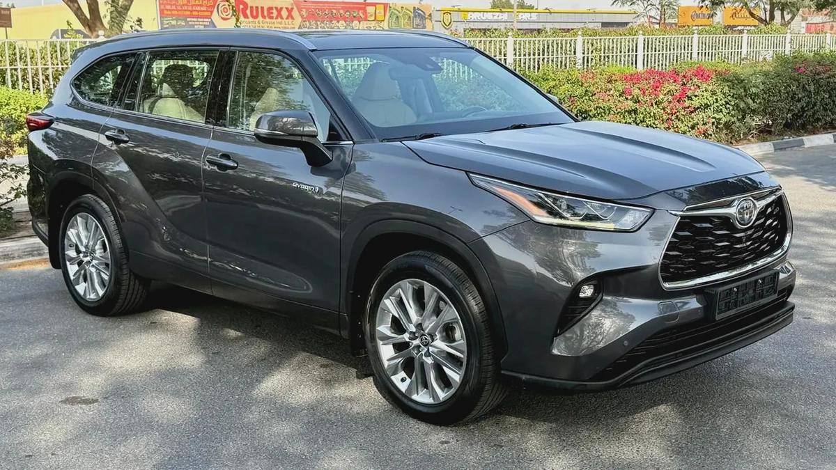 2022 Toyota Highlander VXR Hybrid | G.C.C | First Owner-5-5