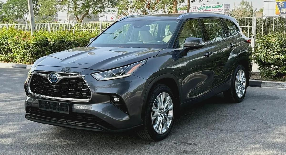 2022 Toyota Highlander VXR Hybrid | G.C.C | First Owner-6-6