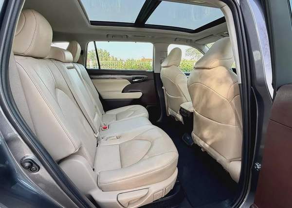 2022 Toyota Highlander VXR Hybrid | G.C.C | First Owner