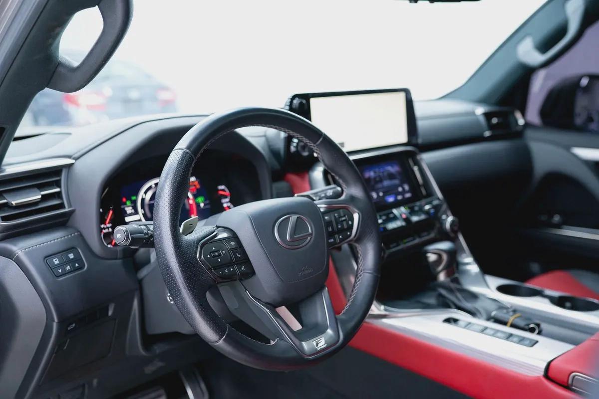 2023 LEXUS LX6000 F SPORTS TWIN TURBO GCC SPECS UNDER WARRANTY-5-5