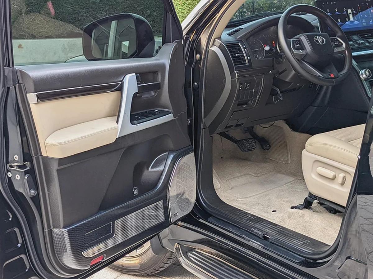 TOYOTA LAND CRUISER 2009 FACELIFTED 2025 WITH INTERIOR AND EXTERIOR GCC IN EXCELLENT CONDITION-16-16