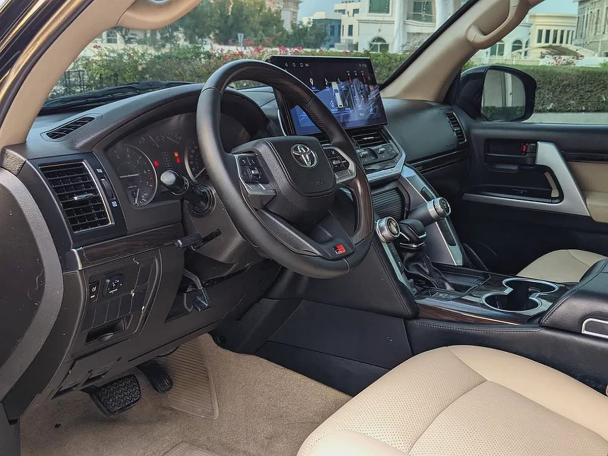 TOYOTA LAND CRUISER 2009 FACELIFTED 2025 WITH INTERIOR AND EXTERIOR GCC IN EXCELLENT CONDITION-17-17