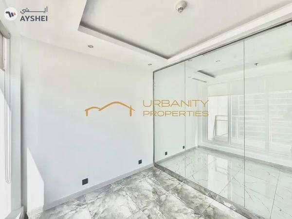 Unfurnished | 3 Glass Cabins | Balcony | Downtown View | 991 Sqft