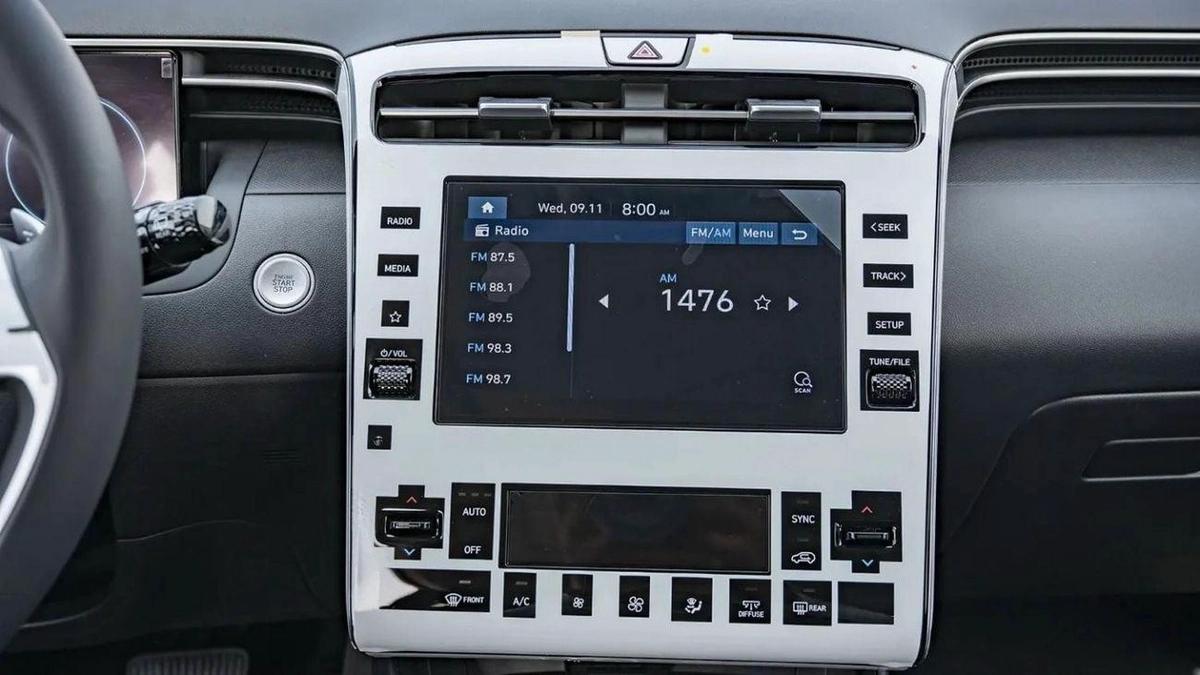 Hyundai Tucson HYUNDAI TUCSON 2022 0KM 1.6L MID OPTION WITH PANORAMIC-15-15