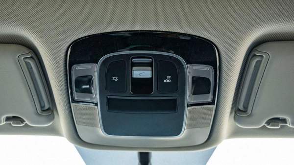 Hyundai Tucson HYUNDAI TUCSON 2022 0KM 1.6L MID OPTION WITH PANORAMIC