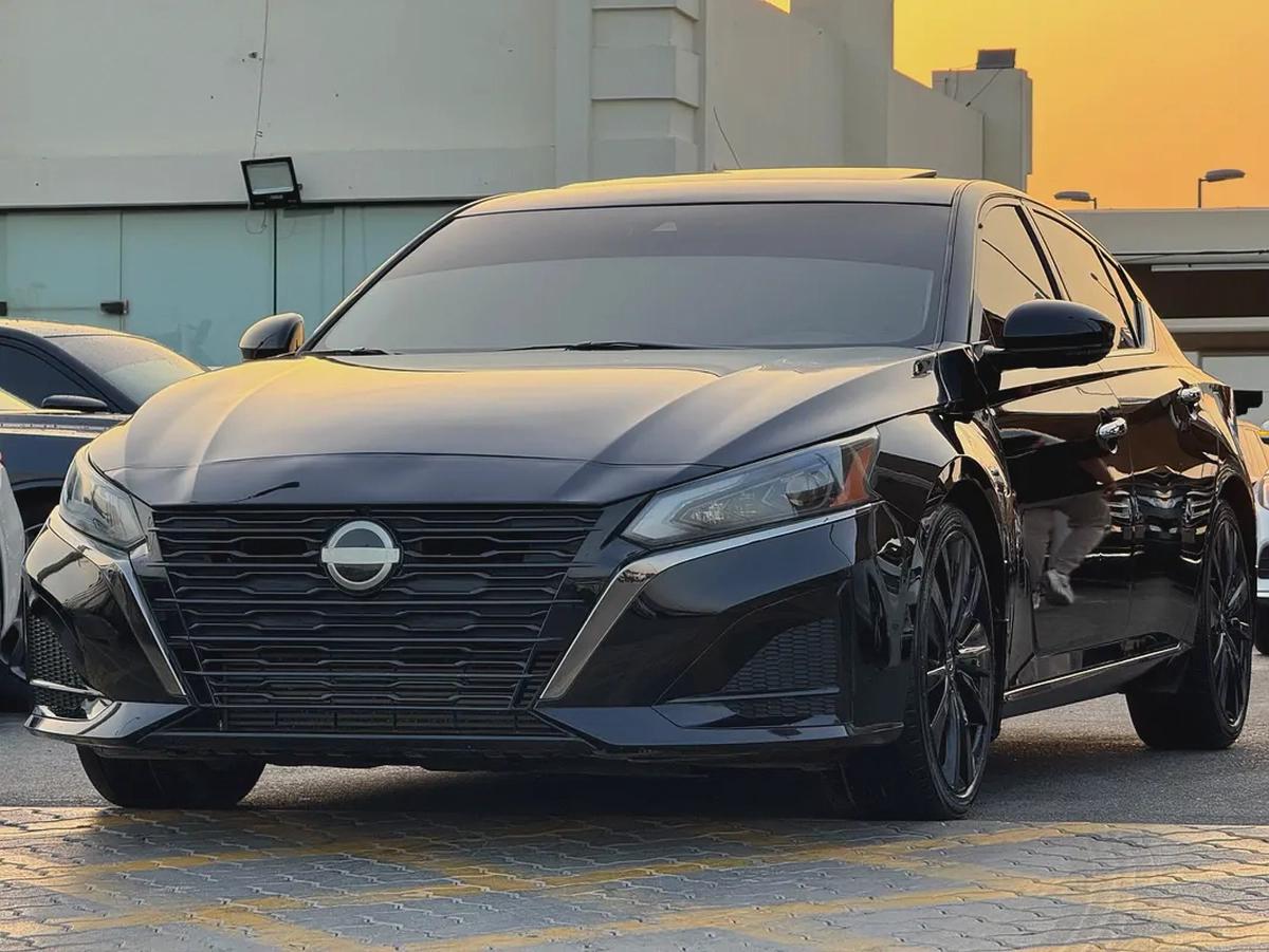 نيسان التيما PLATINUM V4 2.0L TURBO موديل 2019 وارد فل اوبشن خمس كاميرات ، رادار ، قياده ذاتيه-2-2