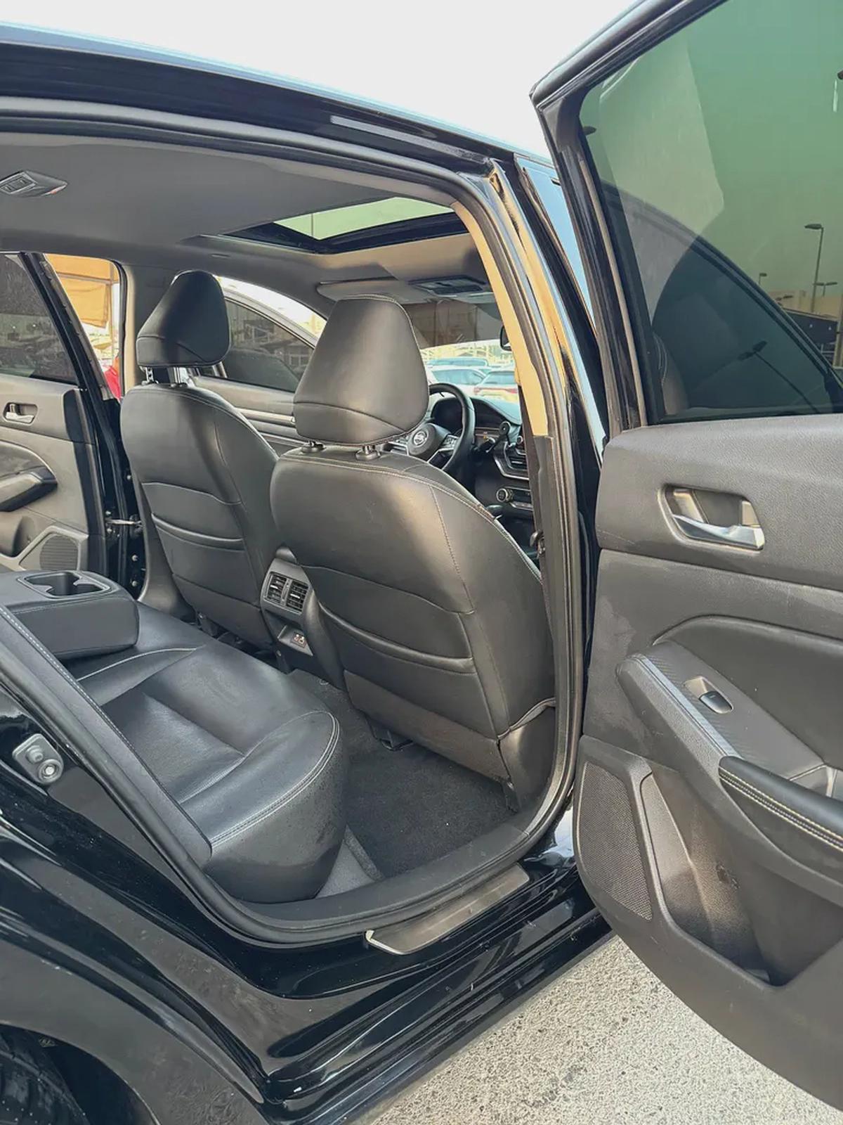 نيسان التيما PLATINUM V4 2.0L TURBO موديل 2019 وارد فل اوبشن خمس كاميرات ، رادار ، قياده ذاتيه-15-15